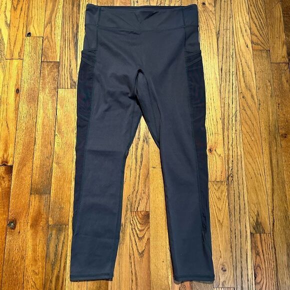 Trinity Motion365® Mid-Rise 7/8 Legging Gray Night shade size medium - Picture 5 of 7